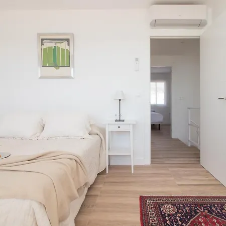 C31 - Sea View Sunny Duplex